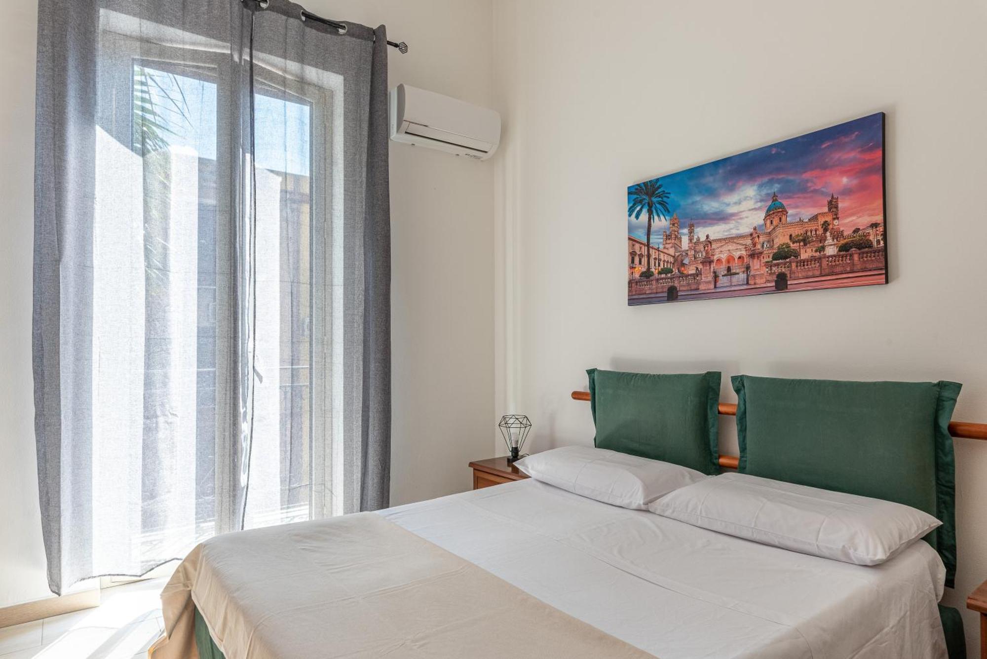 I Mori-Holiday Apartment Palermo Exterior photo